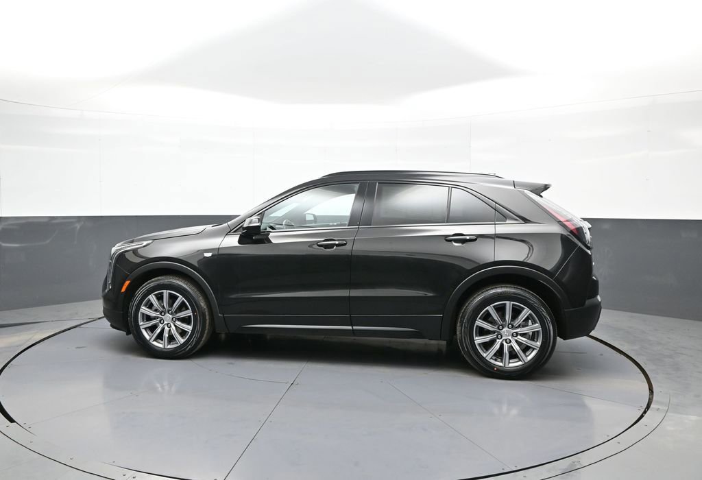 Used 2023 Cadillac XT4 Sport w/ Technology Package image 9