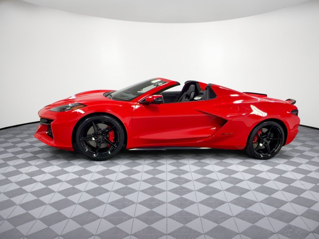 New 2027 Chevrolet Corvette Z06 RWD image 2