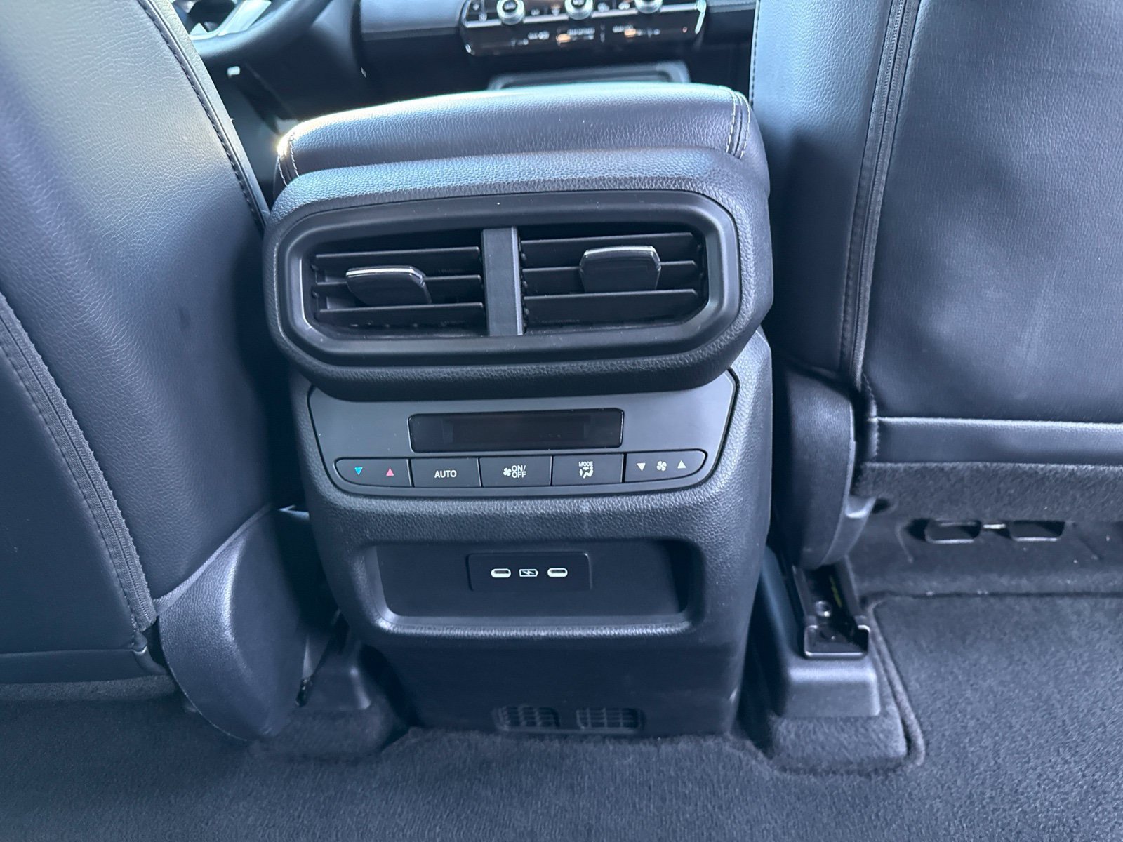 Certified 2025 Honda Pilot EX-L image 16