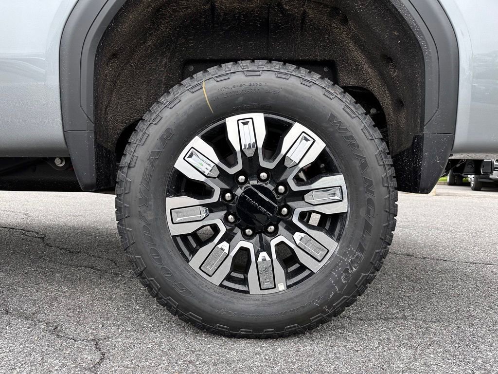 New 2026 GMC Sierra 3500 Denali w/ Denali Reserve Package AWD/4WD image 42