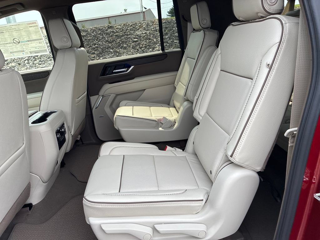 New 2026 GMC Yukon XL Denali w/ Sun & Power Step Package AWD/4WD image 16