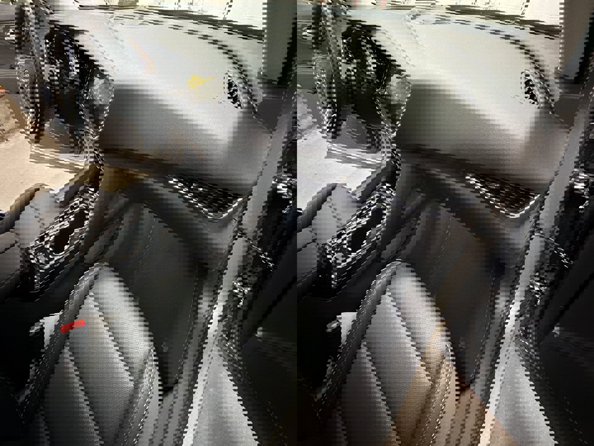 Used 2023 Buick Envision Essence image 26