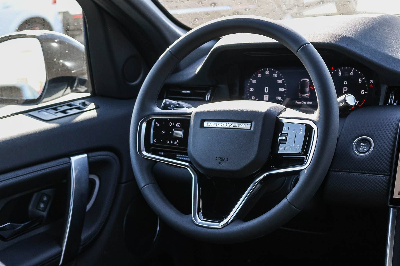 New 2026 Land Rover Discovery Sport Landmark AWD/4WD image 25