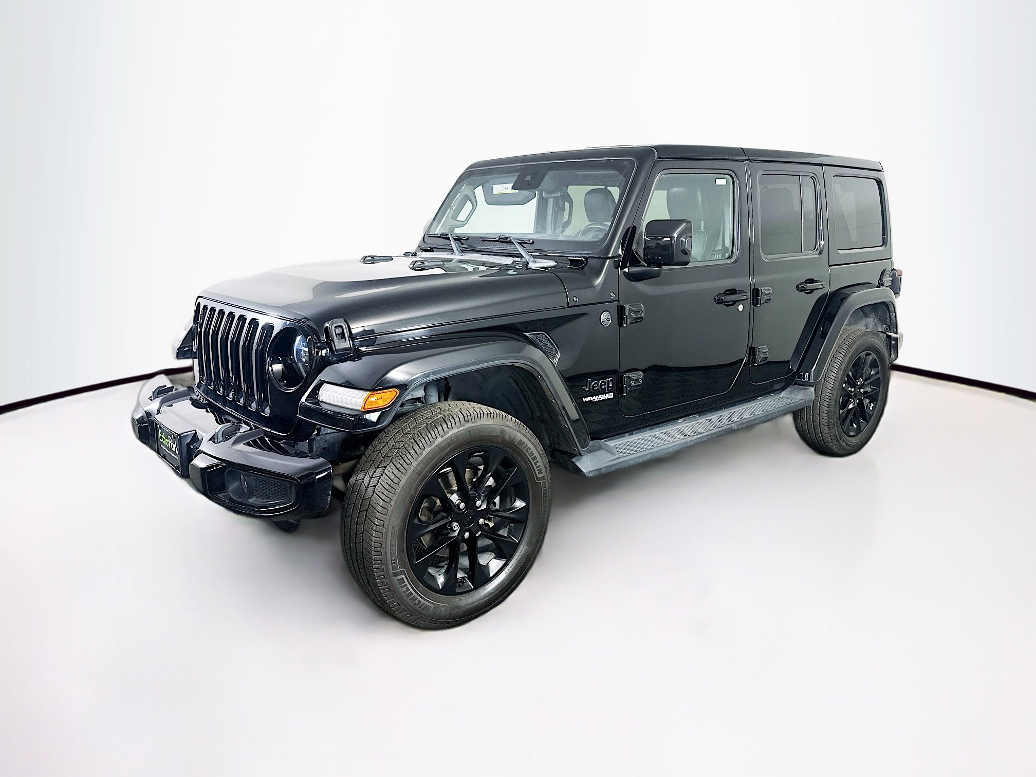 Used 2021 Jeep Wrangler Unlimited Sahara AWD/4WD image 3