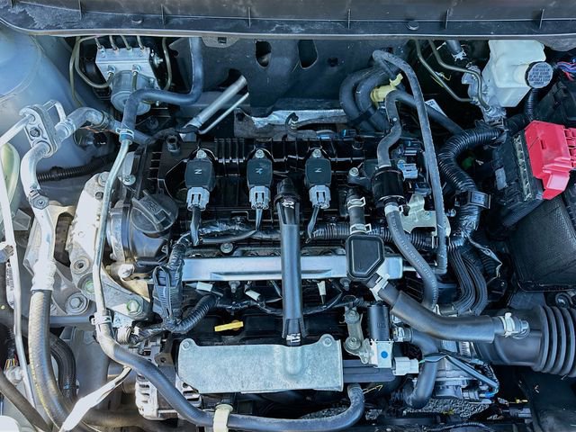 Used 2023 Nissan Kicks SR w/ SR Premium Package image 28