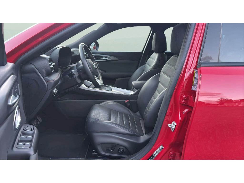 Used 2023 Dodge Hornet GT Plus w/ Tech Pack Plus w/o Parking image 11