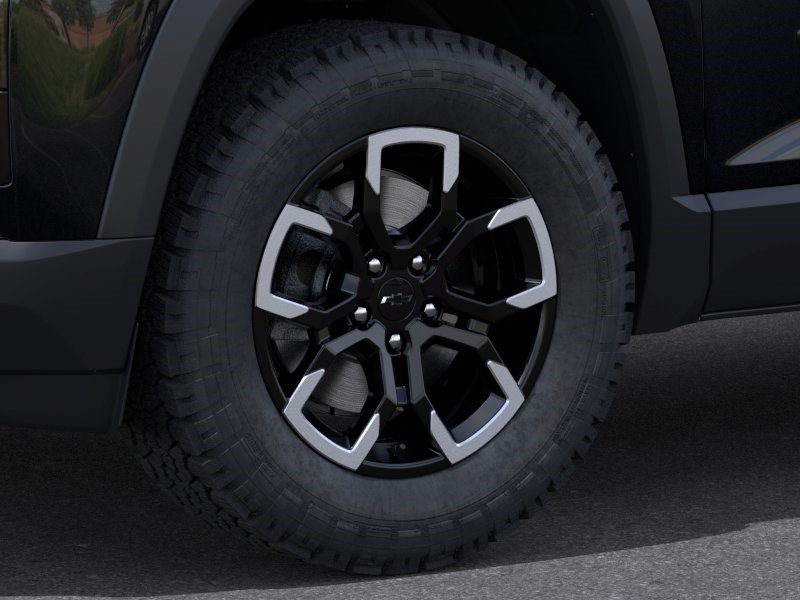 New 2027 Chevrolet Equinox ACTIV w/ Safety and Technology Package FWD image 9