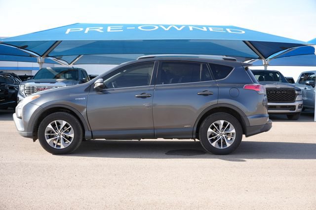 Used 2017 Toyota RAV4 XLE w/ Carpet Mat Package AWD/4WD image 3