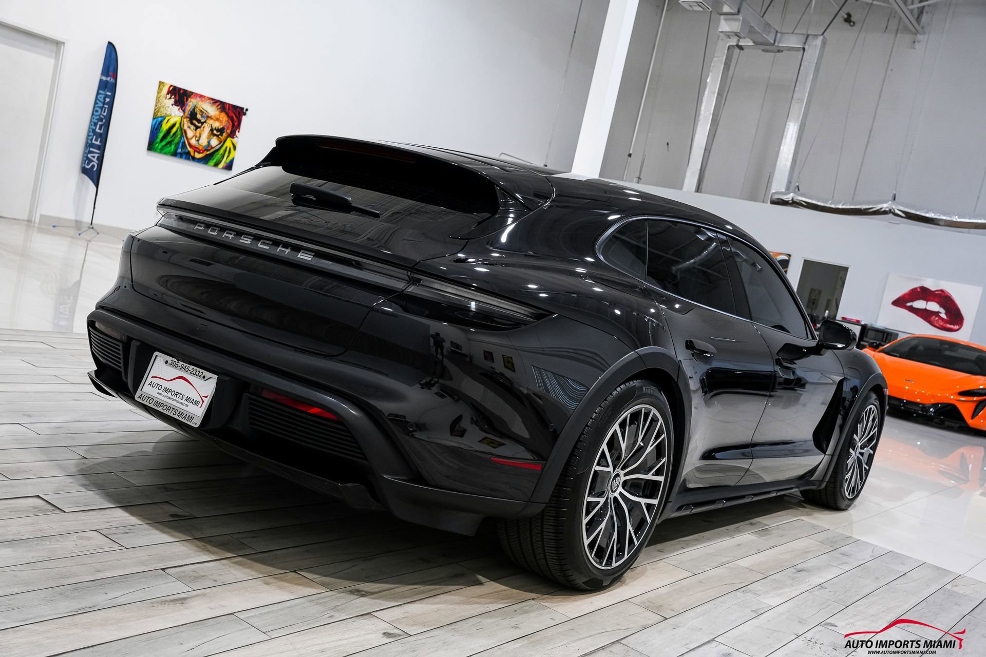 Used 2021 Porsche Taycan 4 Cross Turismo AWD/4WD image 22