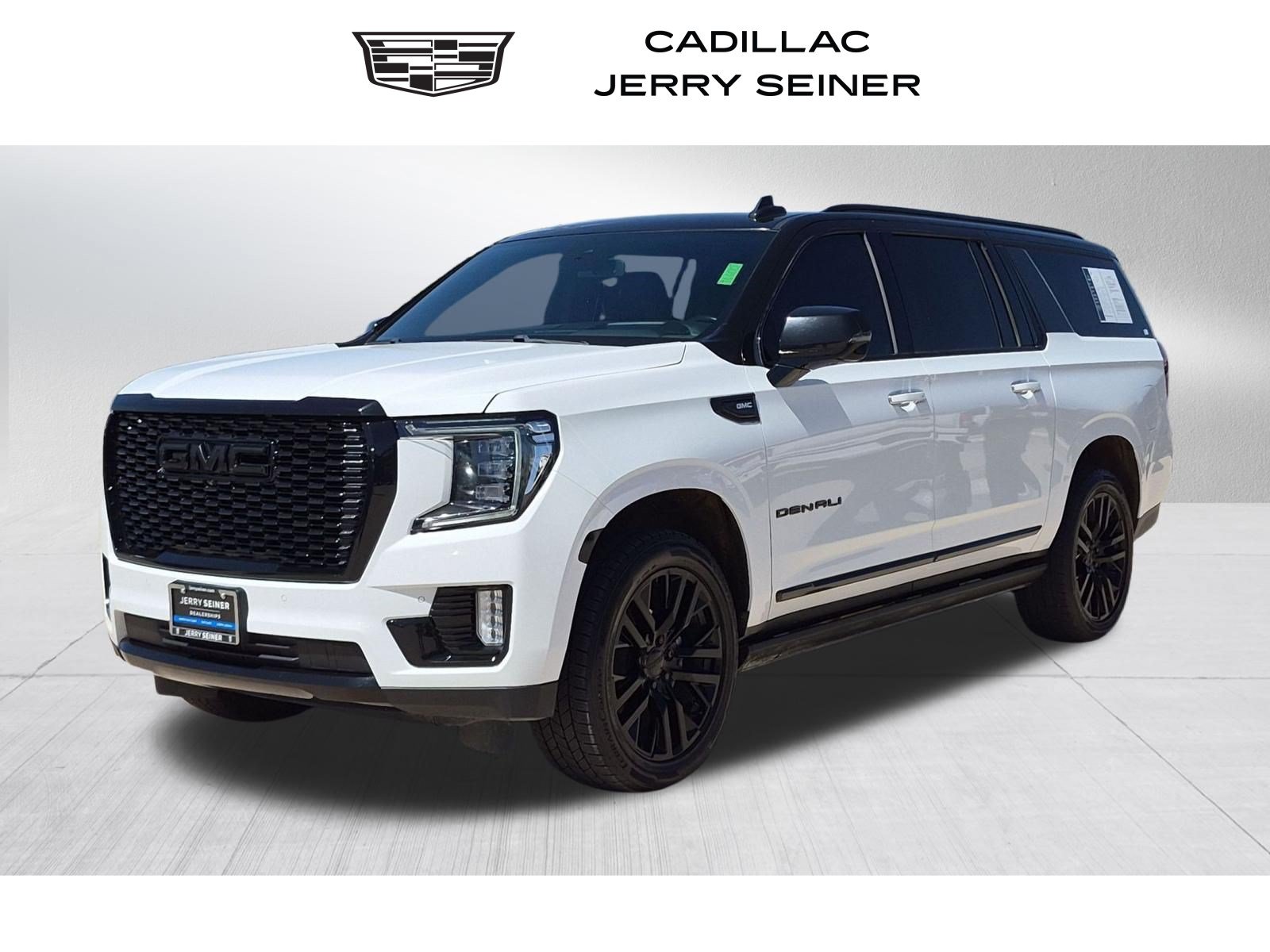 Used 2023 GMC Yukon XL Denali AWD/4WD image 1