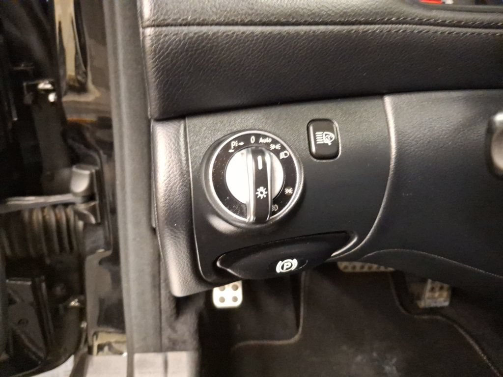 Used 2008 Mercedes-Benz SL 55 AMG image 19