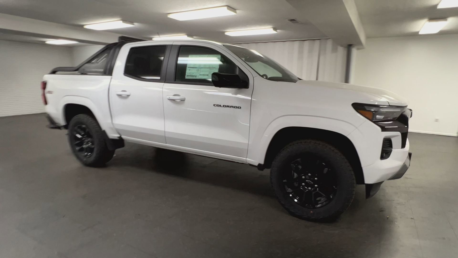 New 2025 Chevrolet Colorado Z71 w/ Midnight Edition image 37