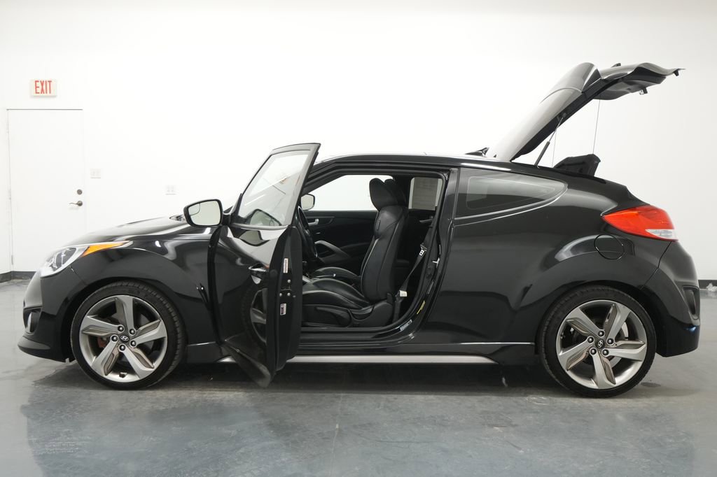 Used 2015 Hyundai Veloster Turbo w/ Option Group 04 FWD image 23