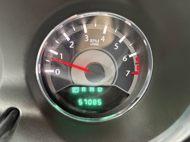 Used 2014 Chrysler 200 LX image 22