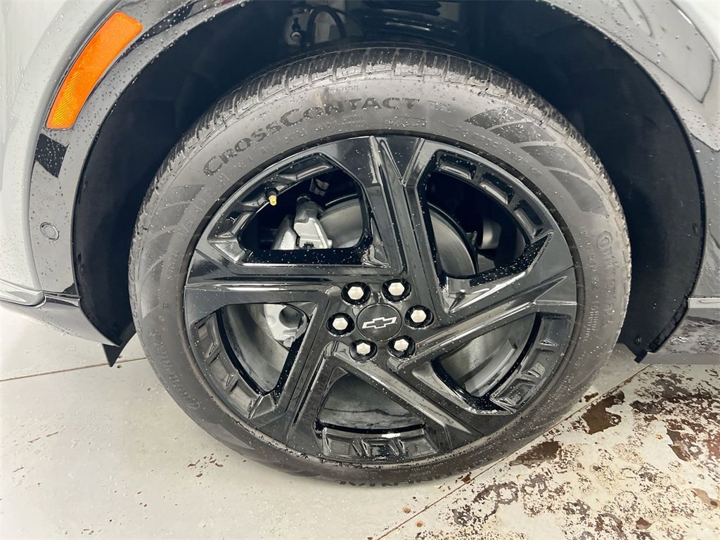 New 2025 Chevrolet Equinox EV RS w/ Active Safety Package 3 image 27