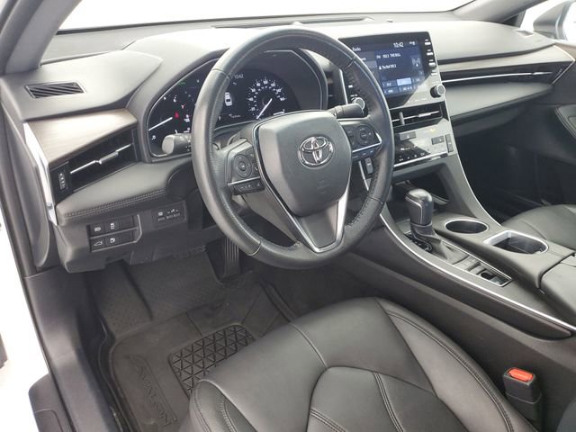 Used 2022 Toyota Avalon XLE FWD image 17