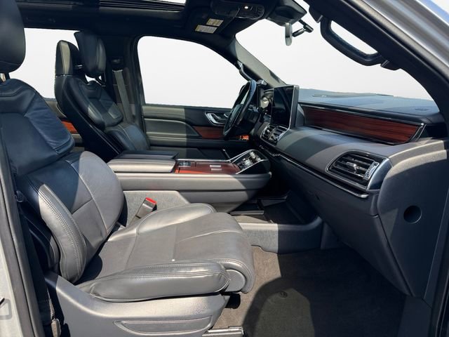 Used 2022 Lincoln Navigator L Reserve image 15