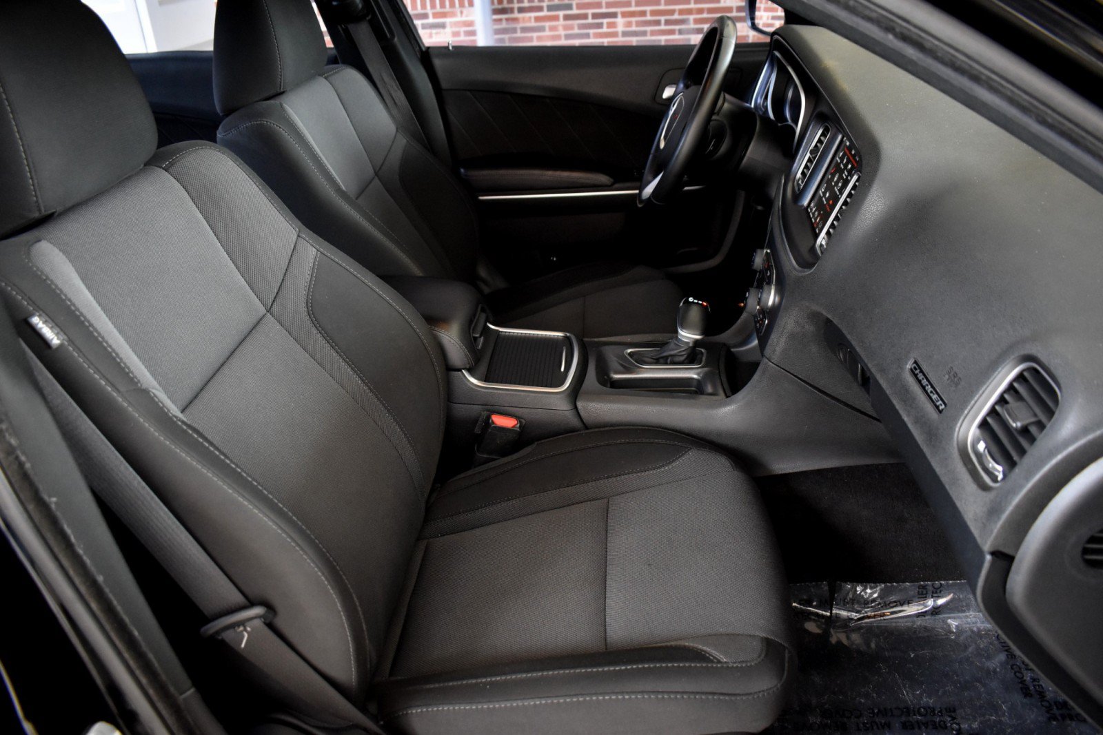Used 2018 Dodge Charger SXT Plus RWD image 37