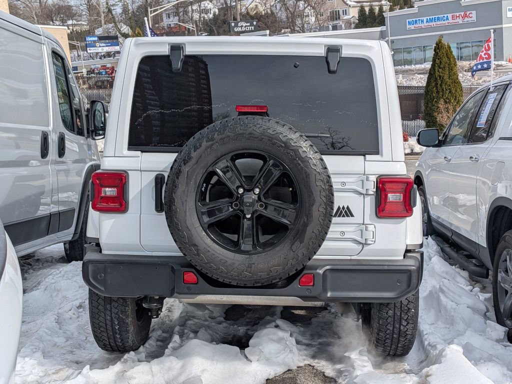 Used 2021 Jeep Wrangler Unlimited Sahara image 6