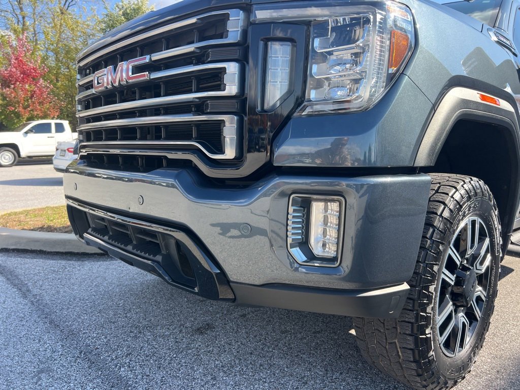 Used 2020 GMC Sierra 2500 AT4 w/ AT4 Premium Package image 12