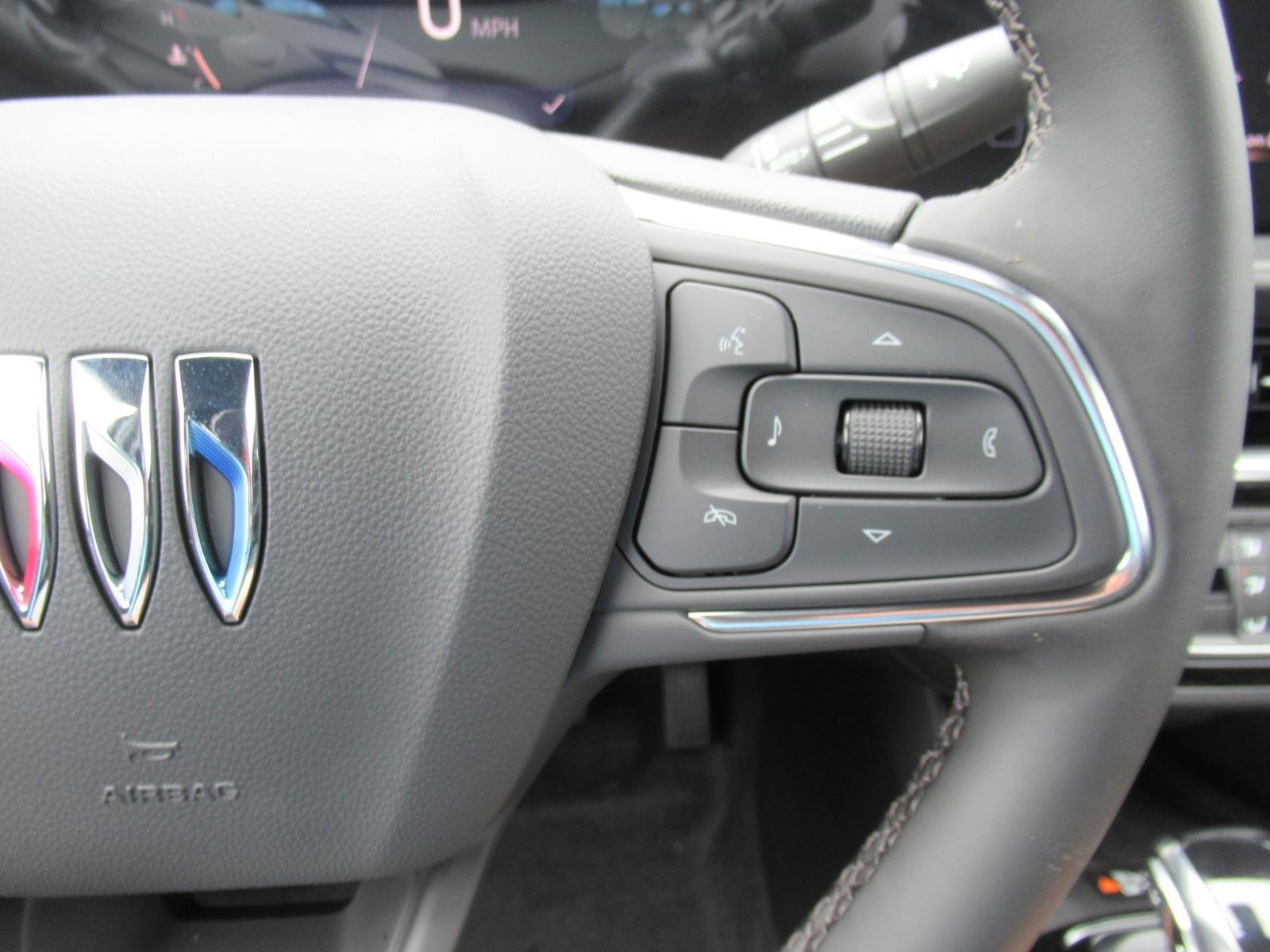New 2026 Buick Envista Sport Touring w/ Convenience I Package FWD image 24