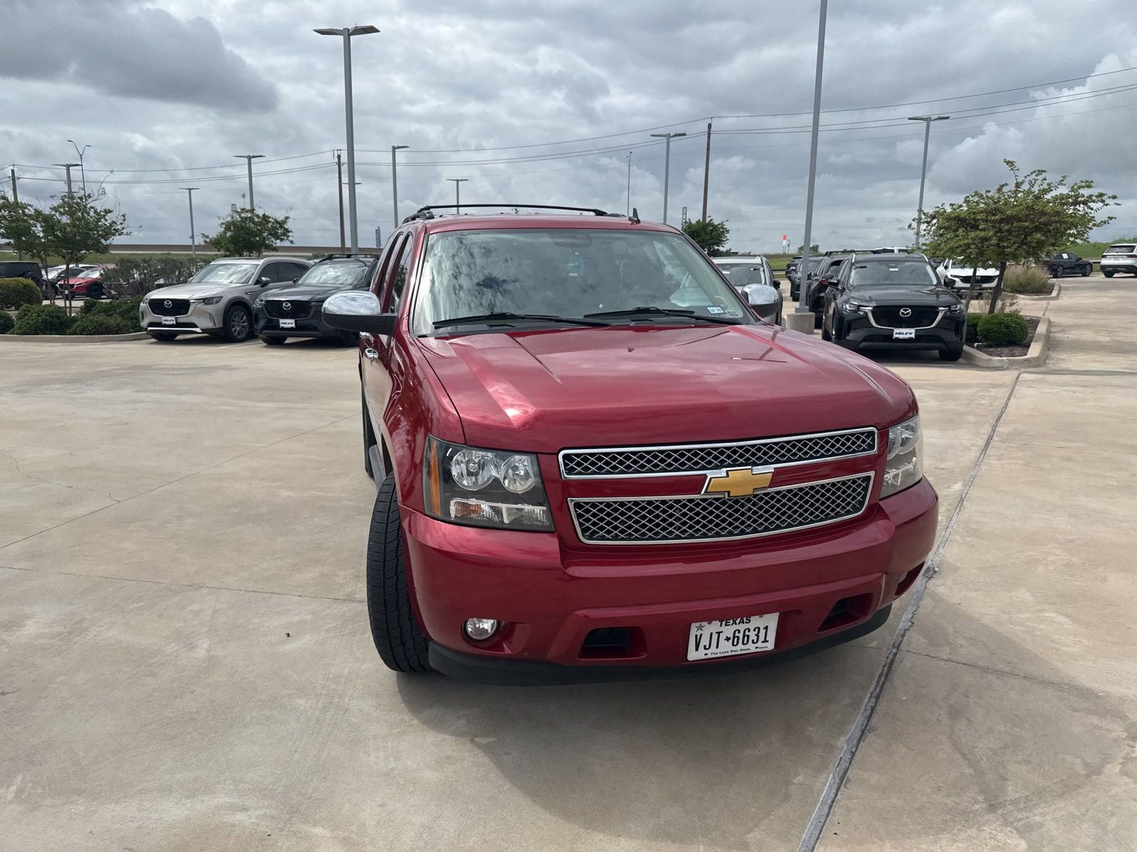 Used 2013 Chevrolet Tahoe LTZ image 3