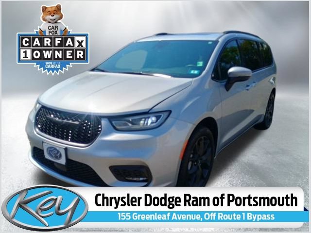 Used 2023 Chrysler Pacifica Touring-L w/ S Appearance Package
