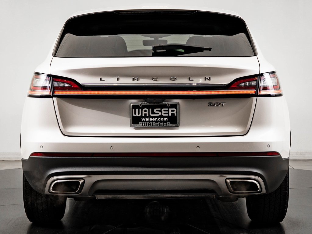 Used 2019 Lincoln Nautilus Select image 9