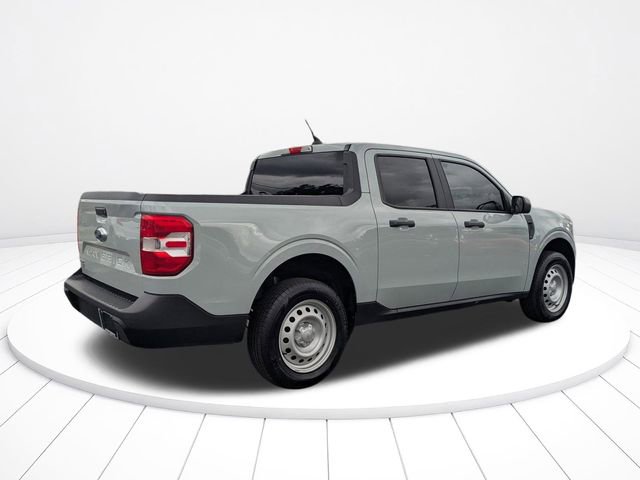 Used 2024 Ford Maverick XL image 3
