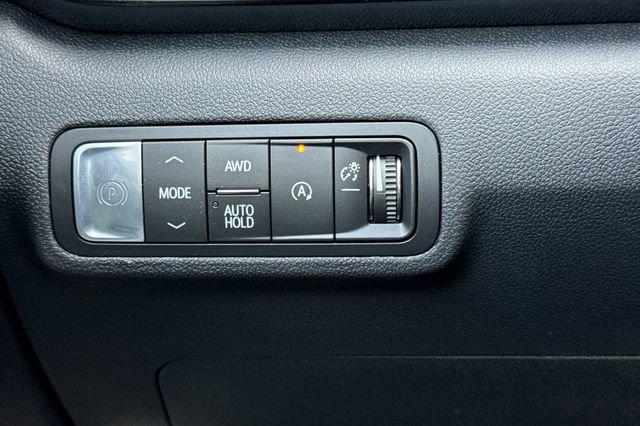 New 2026 GMC Terrain AT4 w/ LPO, Floor Liner Package image 31