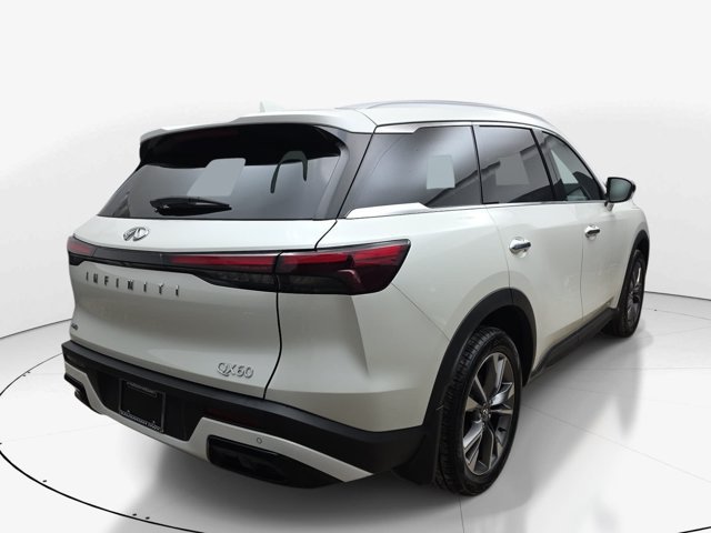 Used 2023 INFINITI QX60 Luxe AWD/4WD image 4