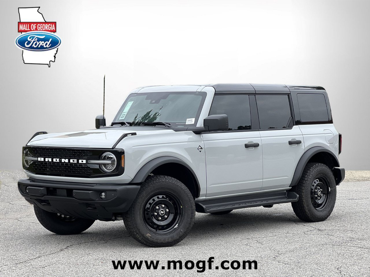 New 2026 Ford Bronco Outer Banks AWD/4WD image 1
