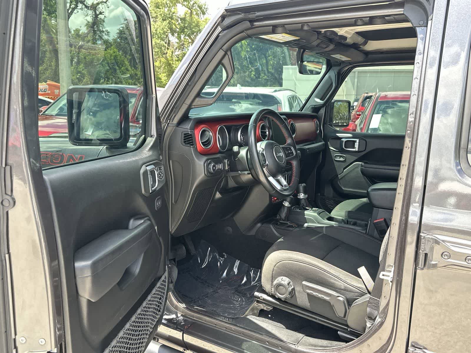 Used 2021 Jeep Wrangler Unlimited Rubicon image 10