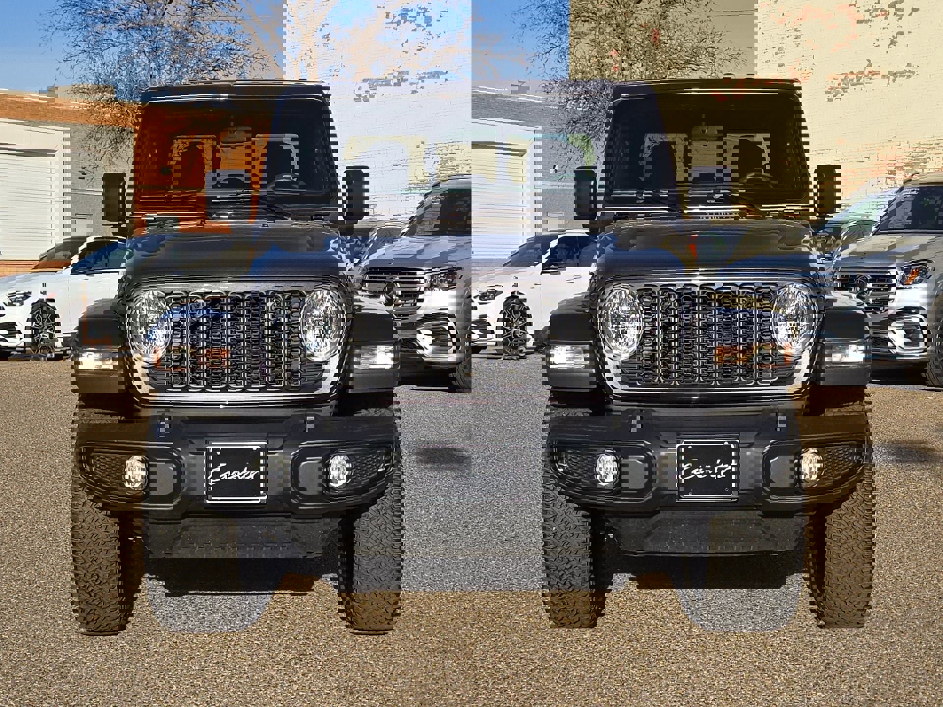 Used 2025 Jeep Gladiator Nighthawk image 10