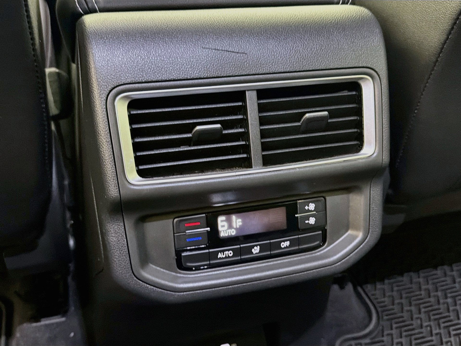 Certified 2024 Volkswagen Atlas SE FWD image 24