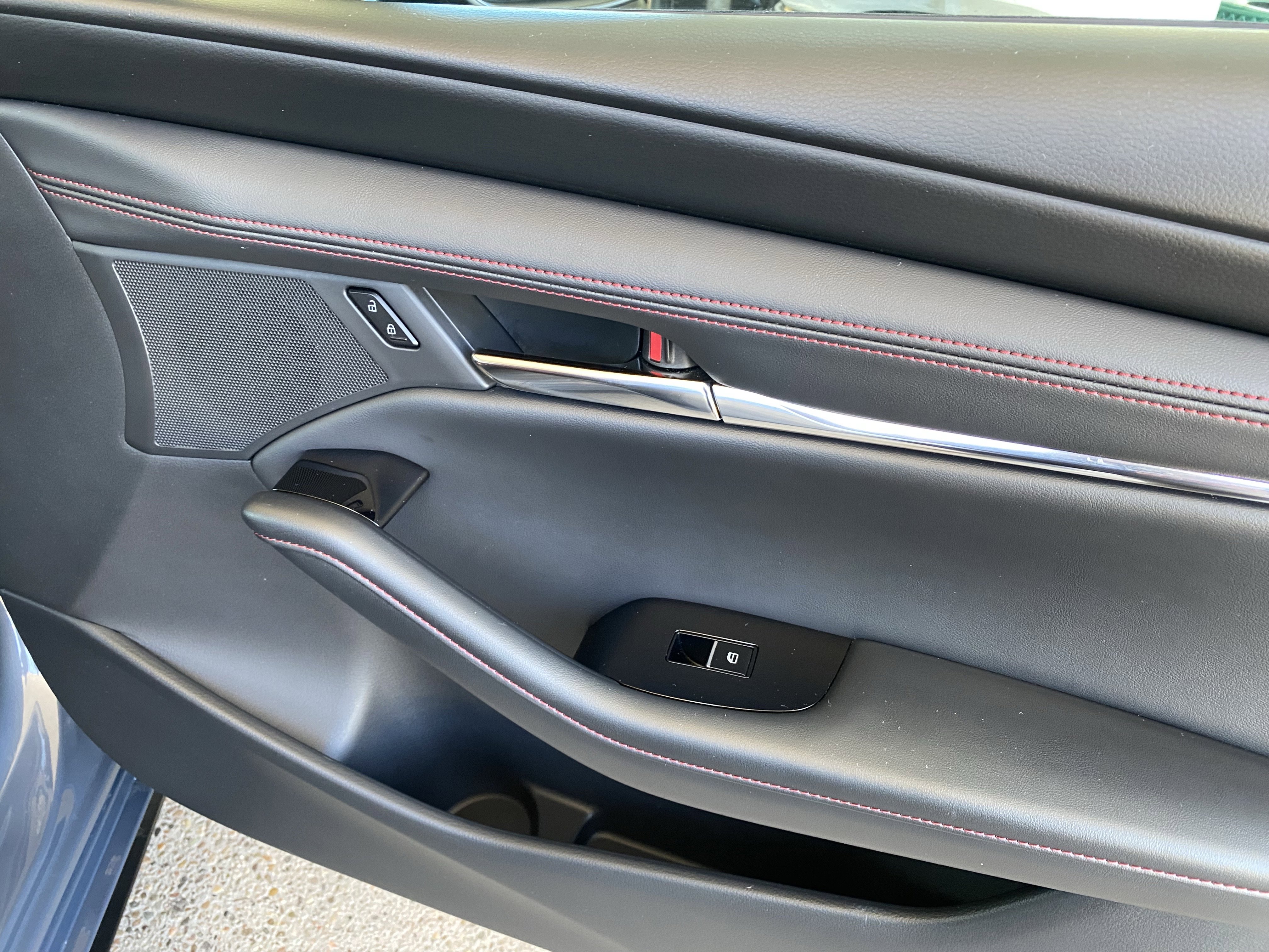 Certified 2026 MAZDA MAZDA3 Carbon image 44