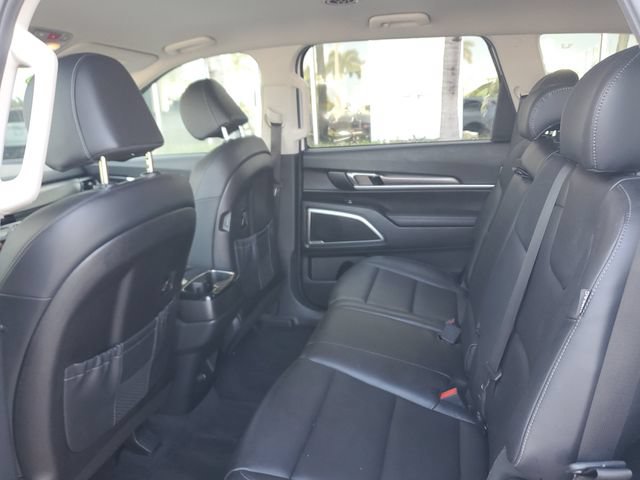 Used 2024 Kia Telluride LX AWD/4WD image 8
