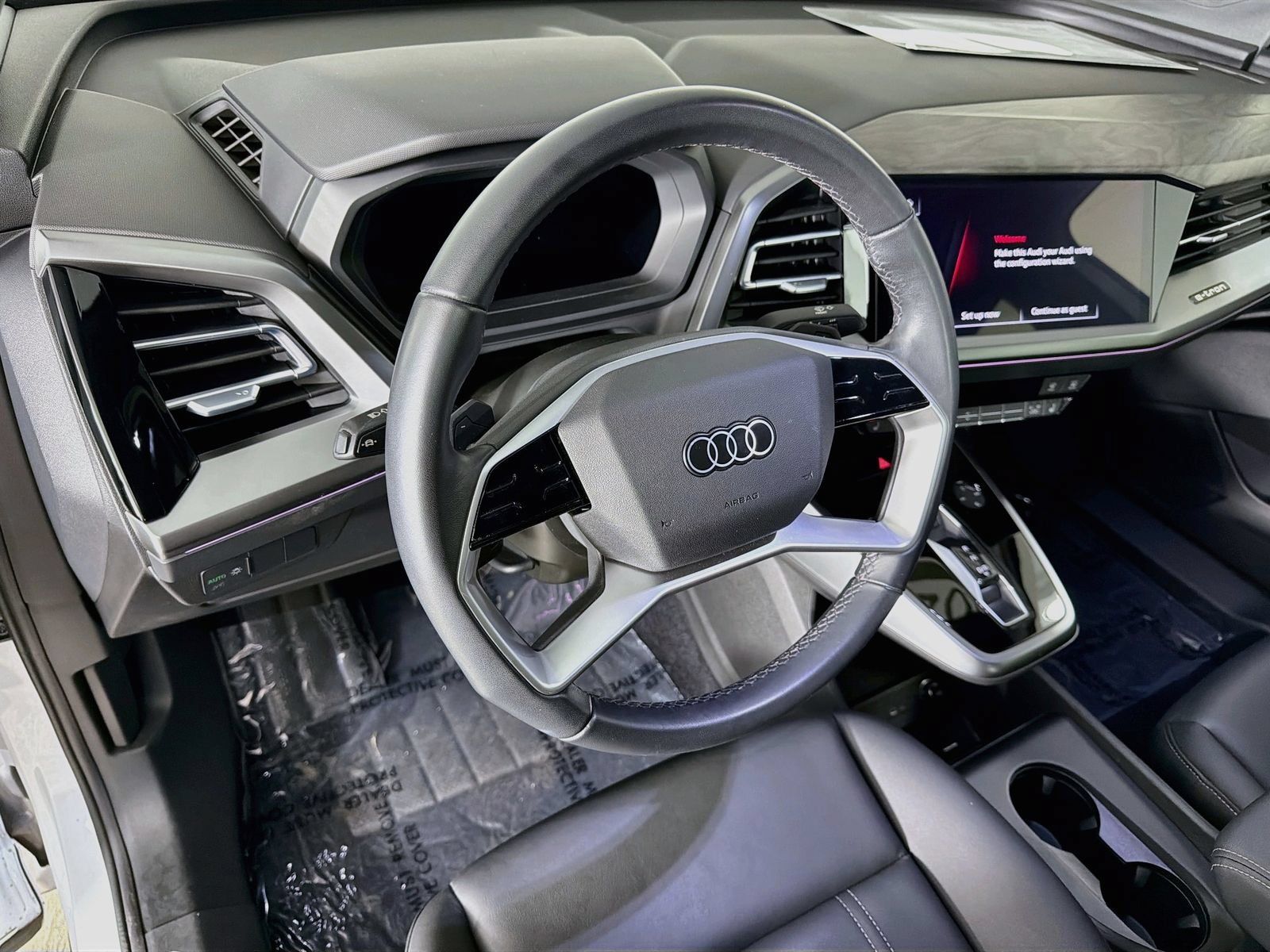 Certified 2023 Audi Q4 e-tron Premium Plus w/ Premium Plus AWD/4WD image 9