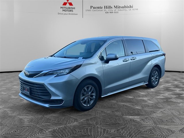 Used 2023 Toyota Sienna LE