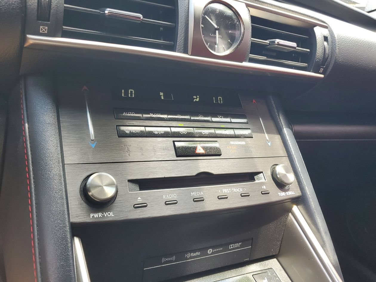 Used 2020 Lexus IS 350 F Sport w/ F Sport Package RWD image 23