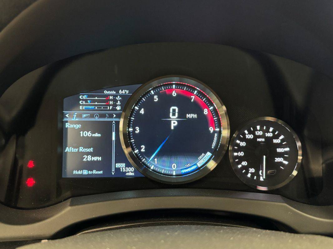 Used 2015 Lexus RC F w/ Premium Package RWD image 6