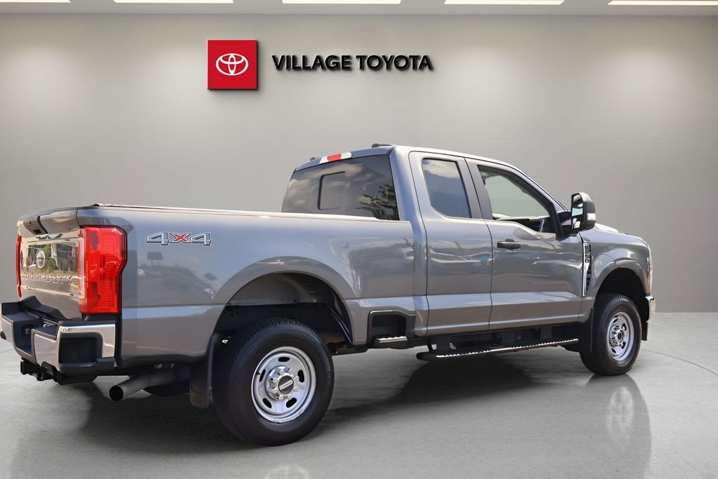 Used 2023 Ford F250 XL w/ Snow Plow Prep Package AWD/4WD image 5