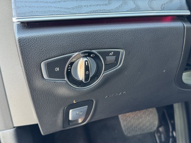 Used 2023 Mercedes-Benz E 350 Sedan image 18