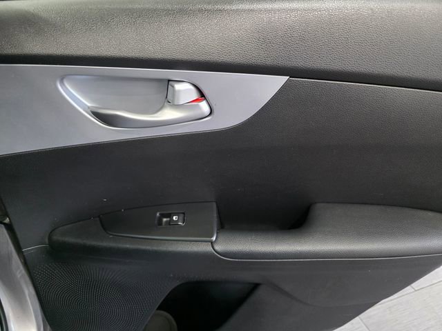 Used 2023 Kia Forte LXS image 12