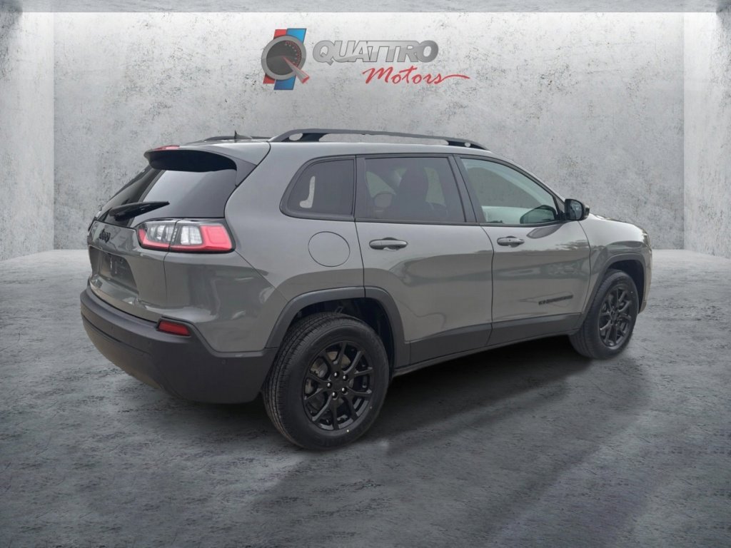 Used 2023 Jeep Cherokee Altitude Lux AWD/4WD image 6