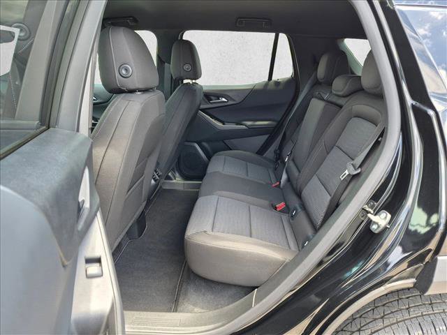 Used 2026 Chevrolet Equinox LT w/ Safety and Technology Package FWD image 19