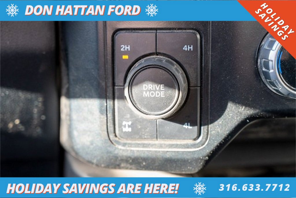 Used 2023 Ford F350 Lariat w/ FX4 Off-Road Package image 12