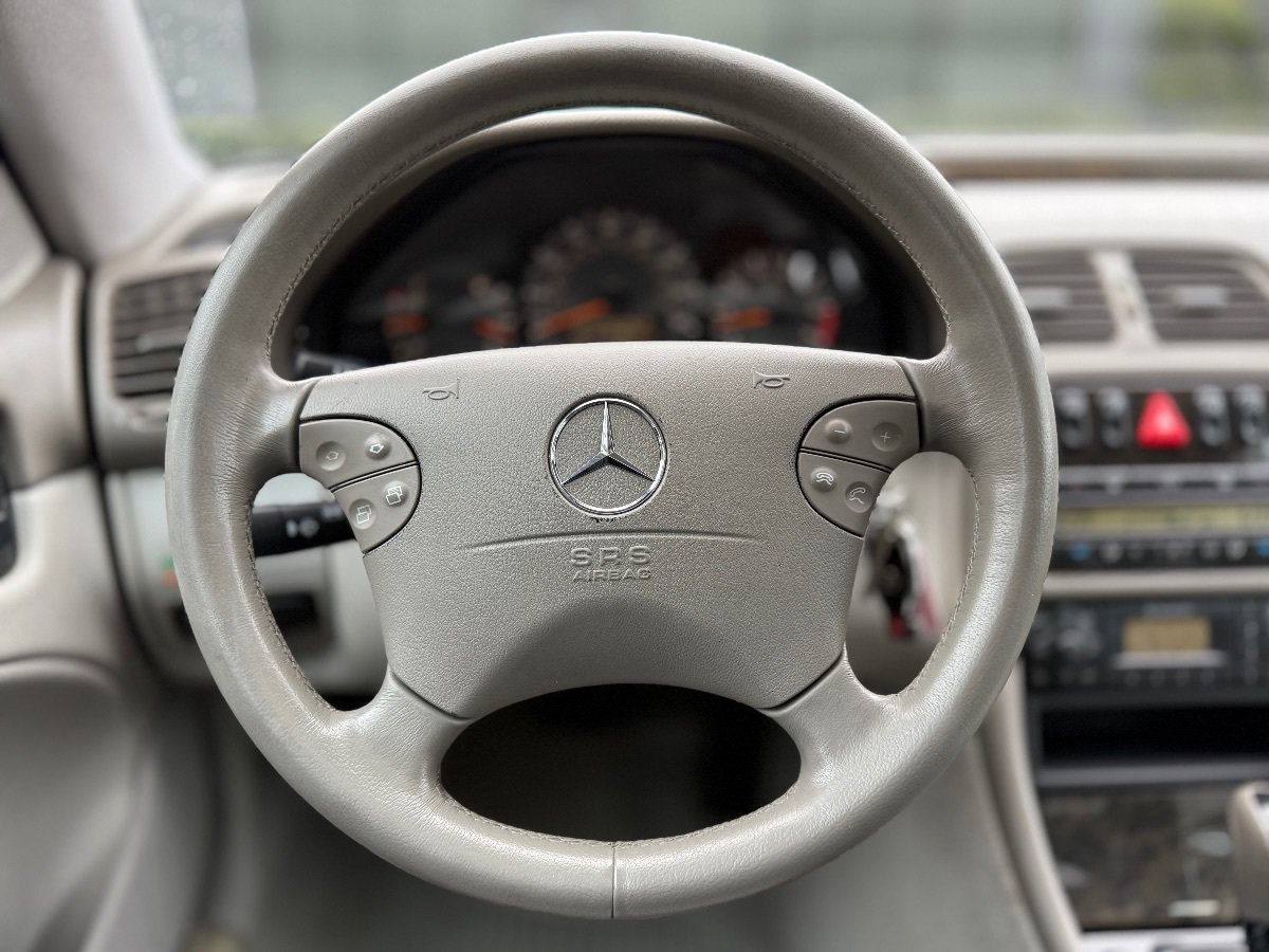 Used 2001 Mercedes-Benz CLK 430 Coupe image 23