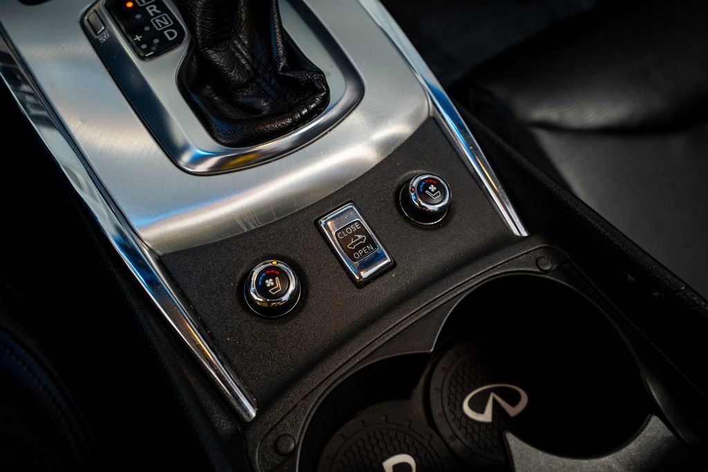 Used 2013 INFINITI G37 Sport w/ Premium Pkg image 31
