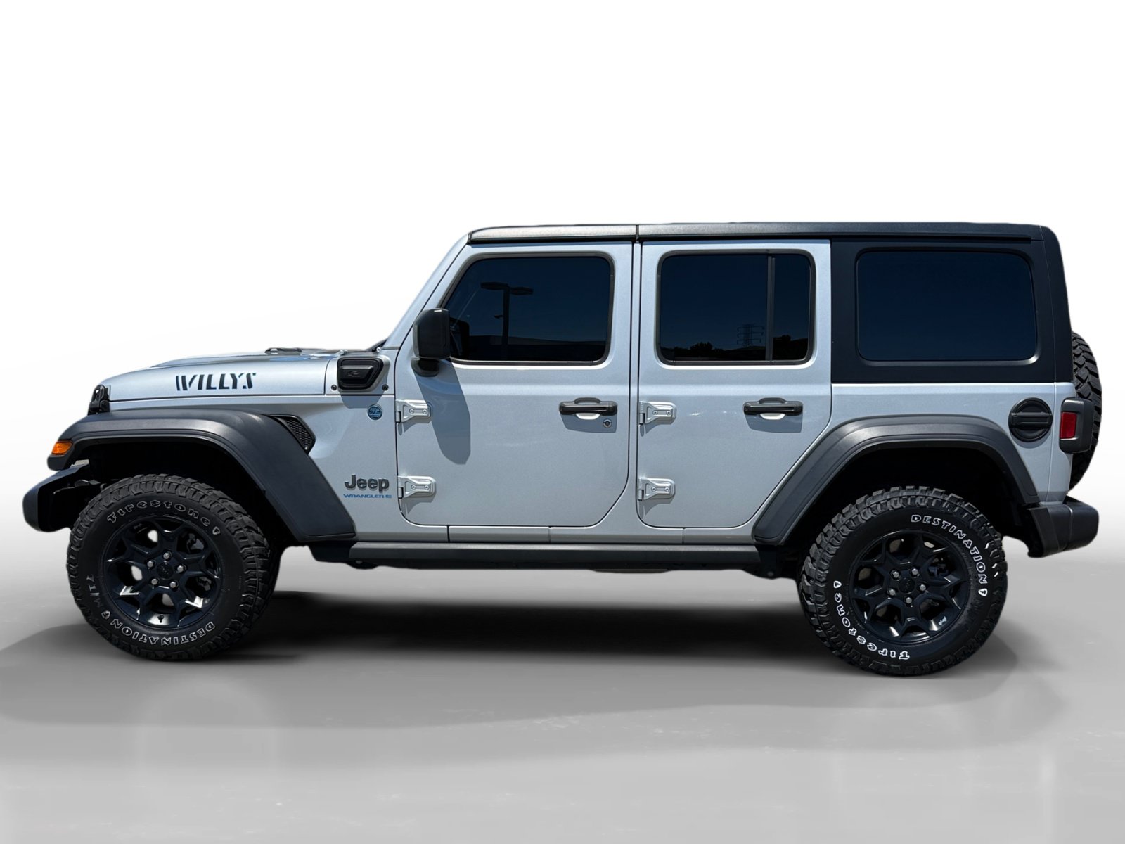 Used 2023 Jeep Wrangler Unlimited w/ Cold Weather Group AWD/4WD image 2
